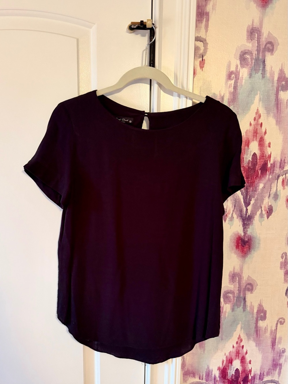NEVER WORN: Lightweight Linen Black Short Sleeve Top